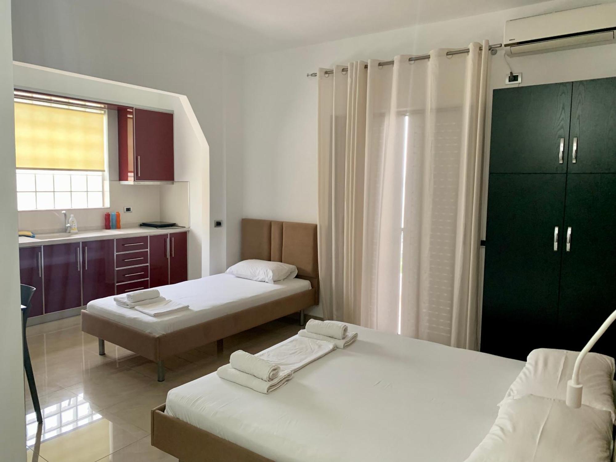 Hotel Piazza Sarande Exterior photo